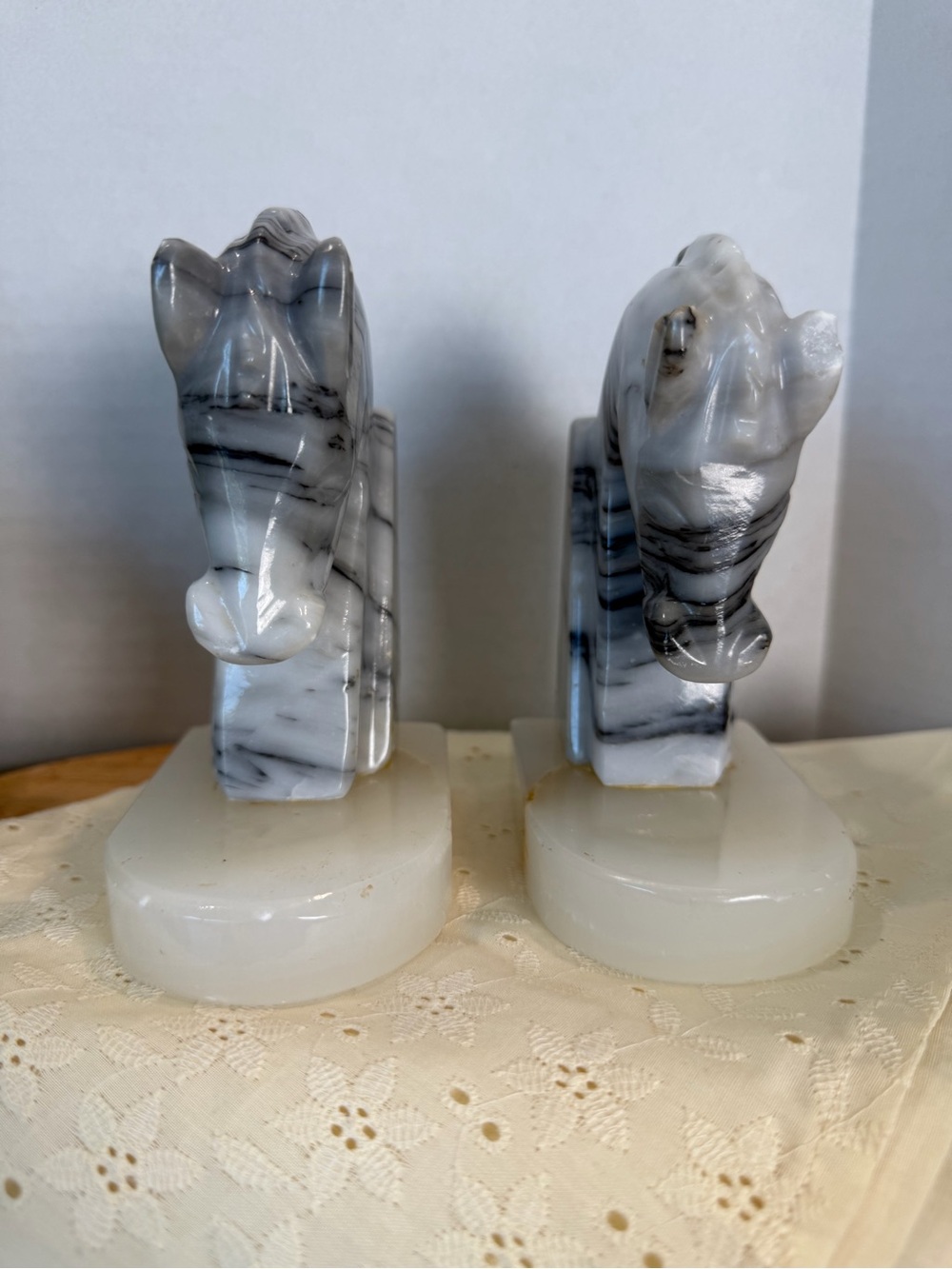 Vintage Marble Horse Head Bookends Black White Stone Heavy Set - Picture 5 of 8